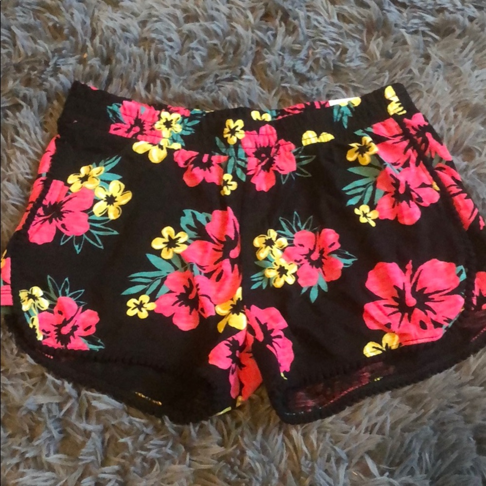 Girls floral shorts
